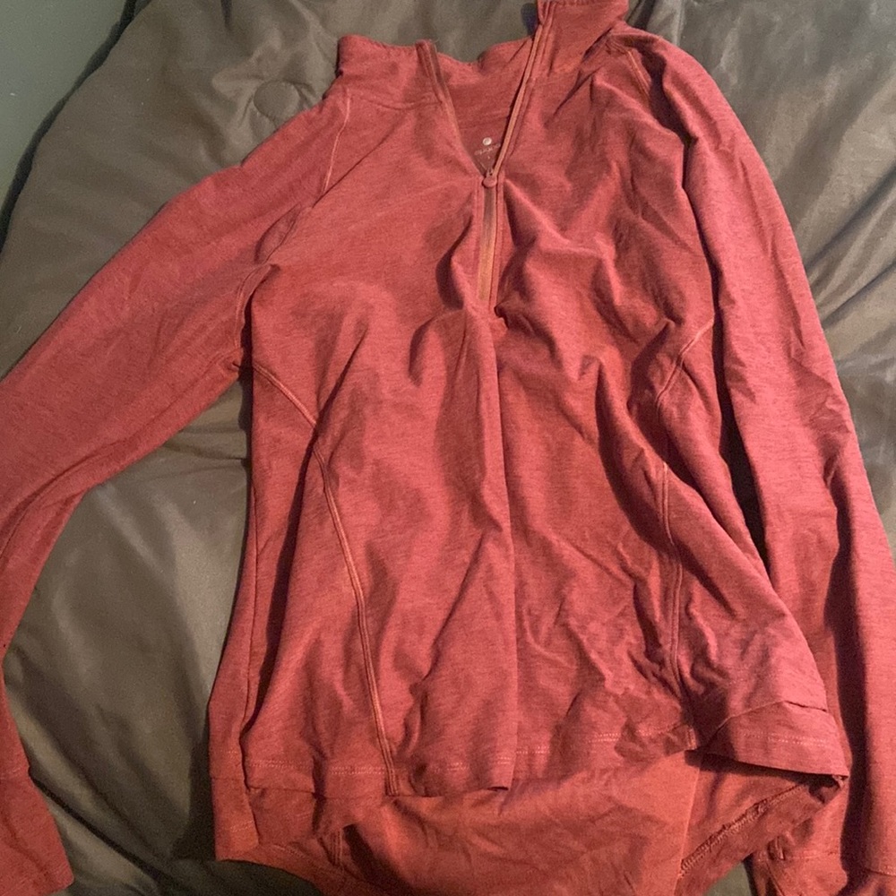 size large workout zip up long sleeve